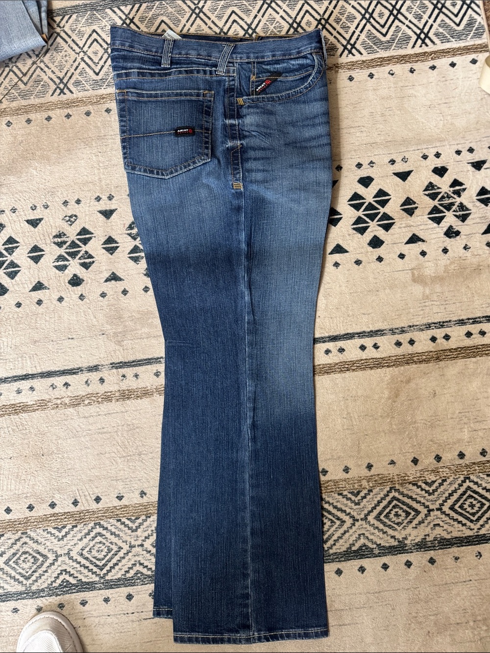 Ariat Men’s Medium Blue Bootcut Jeans